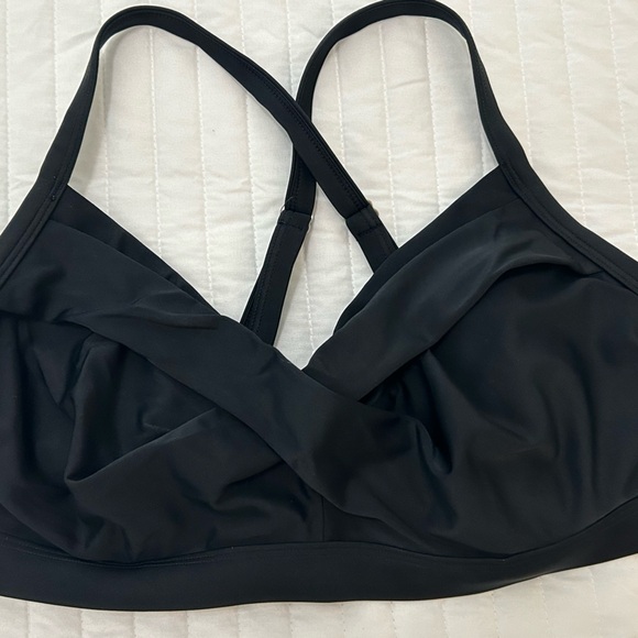 Athleta twist front bikini top with underwire 36D/DD - Picture 5 of 6